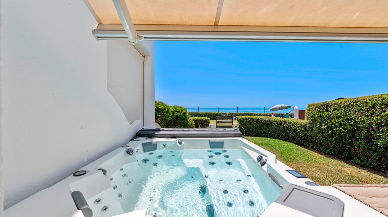 Stunning frontline townhouse with unobstructed views of glorious beaches and sparkling Mediterranean