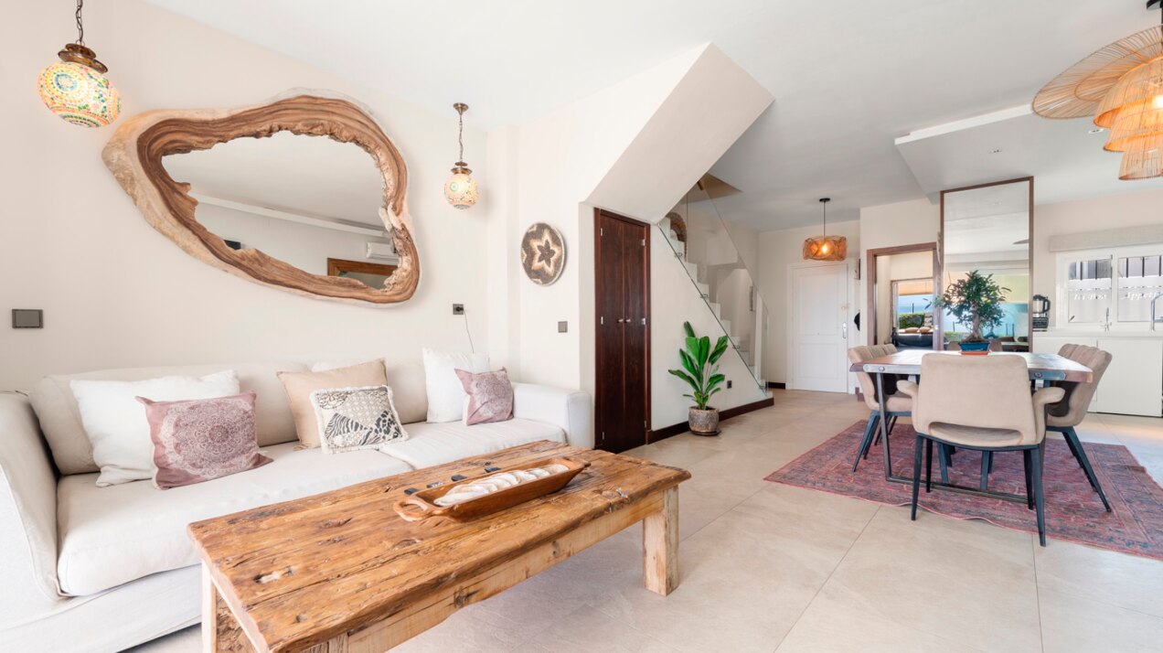 Stunning frontline townhouse with unobstructed views of glorious beaches and sparkling Mediterranean