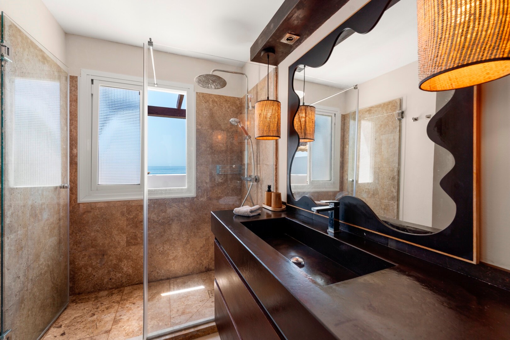 Stunning frontline townhouse with unobstructed views of glorious beaches and sparkling Mediterranean