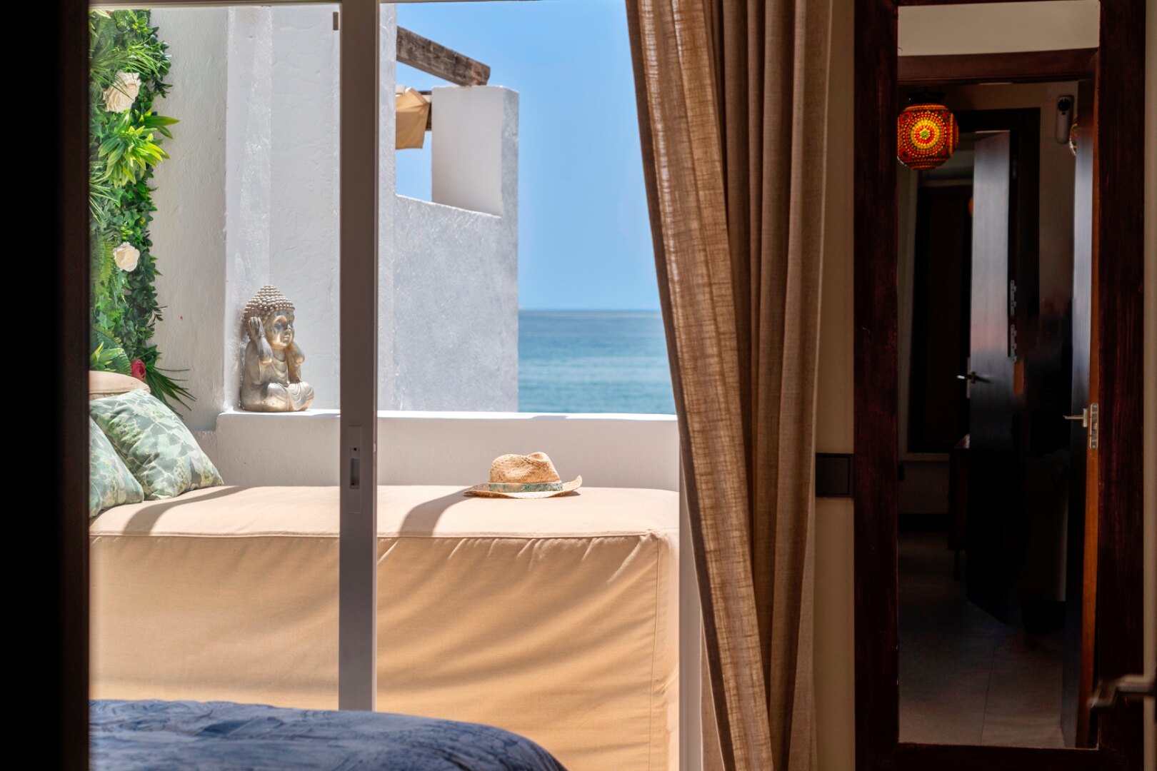 Stunning frontline townhouse with unobstructed views of glorious beaches and sparkling Mediterranean