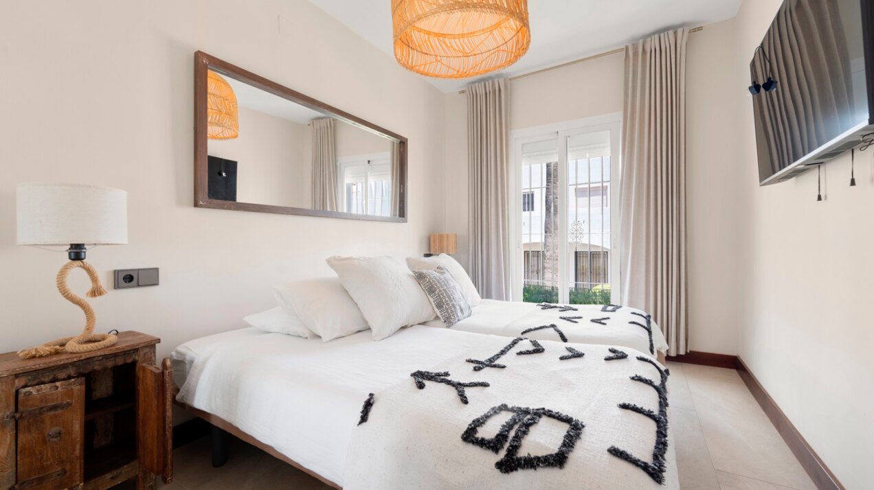 Stunning frontline townhouse with unobstructed views of glorious beaches and sparkling Mediterranean
