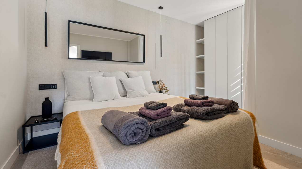 Recently renovated deluxe chic 4 bedroom apartment takes elegance and sophistication to a new level