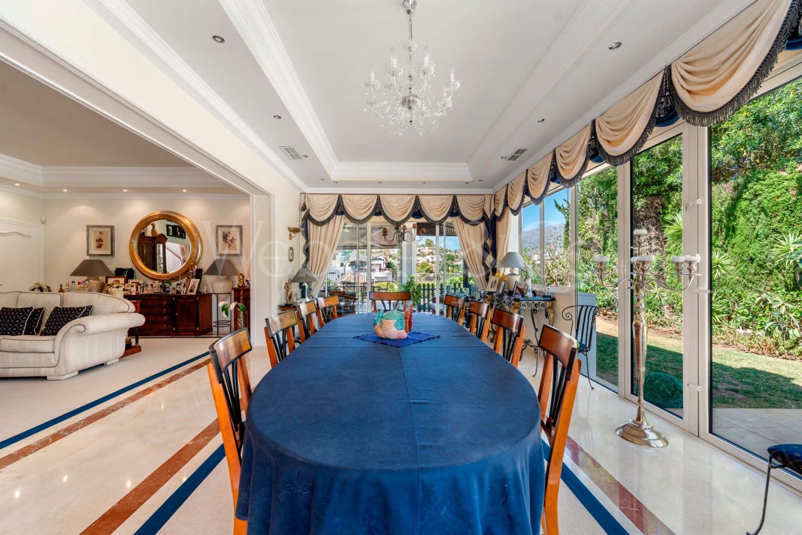 Villa Alto - Prestigious Home in El Herrojo