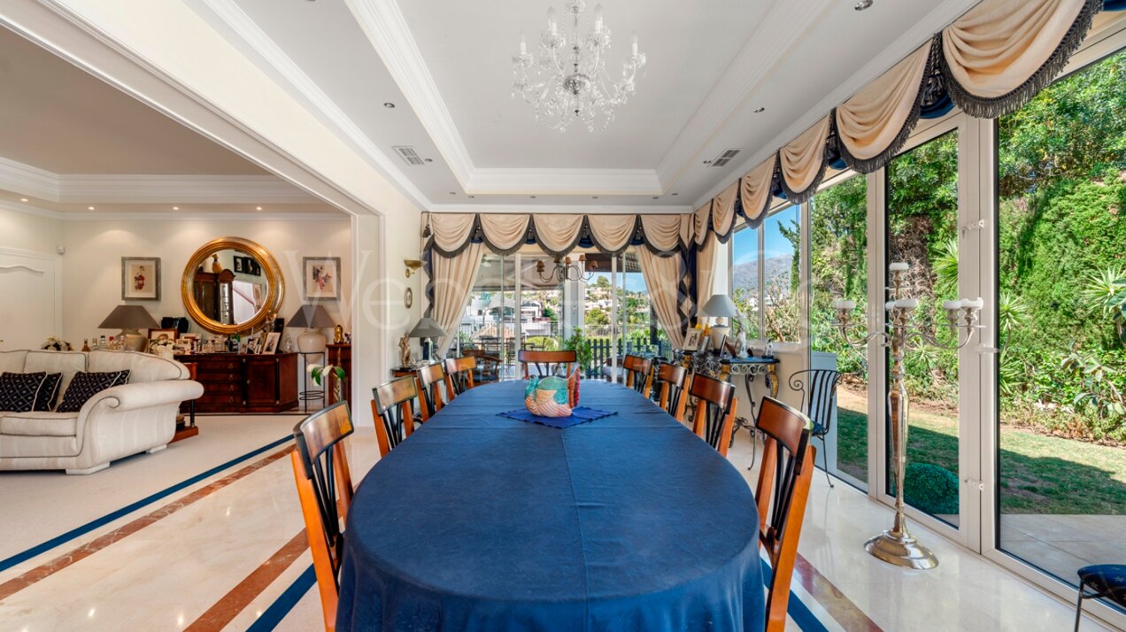 Villa Alto - Prestigious Home in El Herrojo