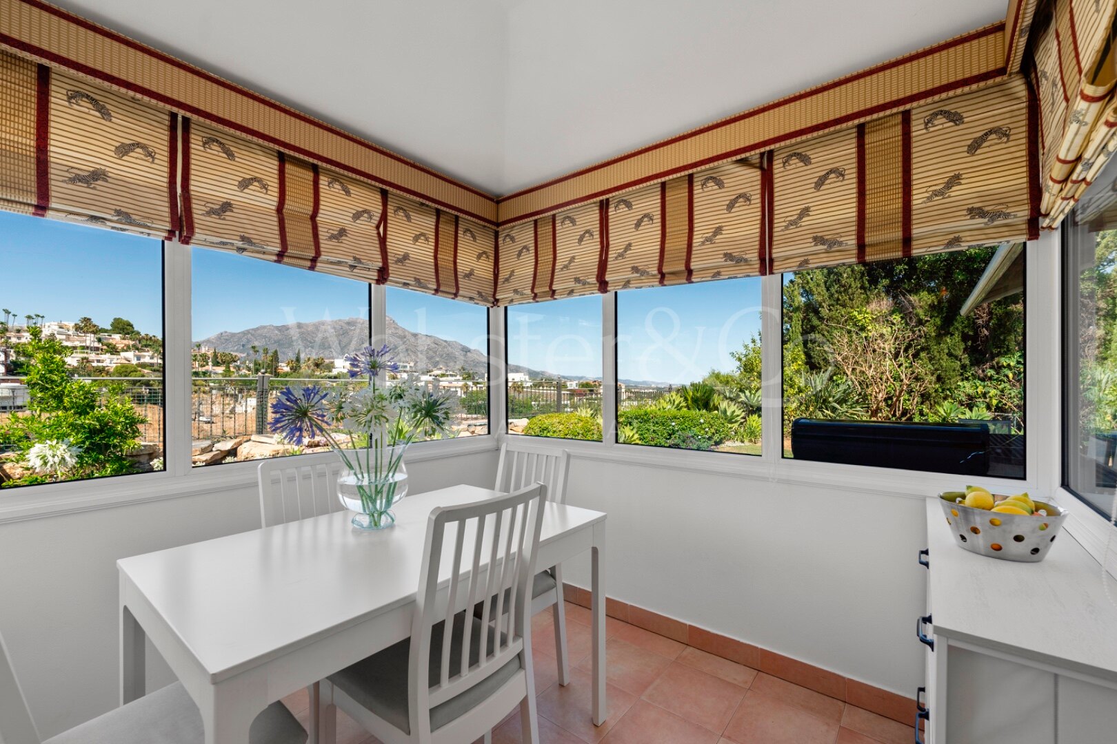 Villa Alto - Prestigious Home in El Herrojo