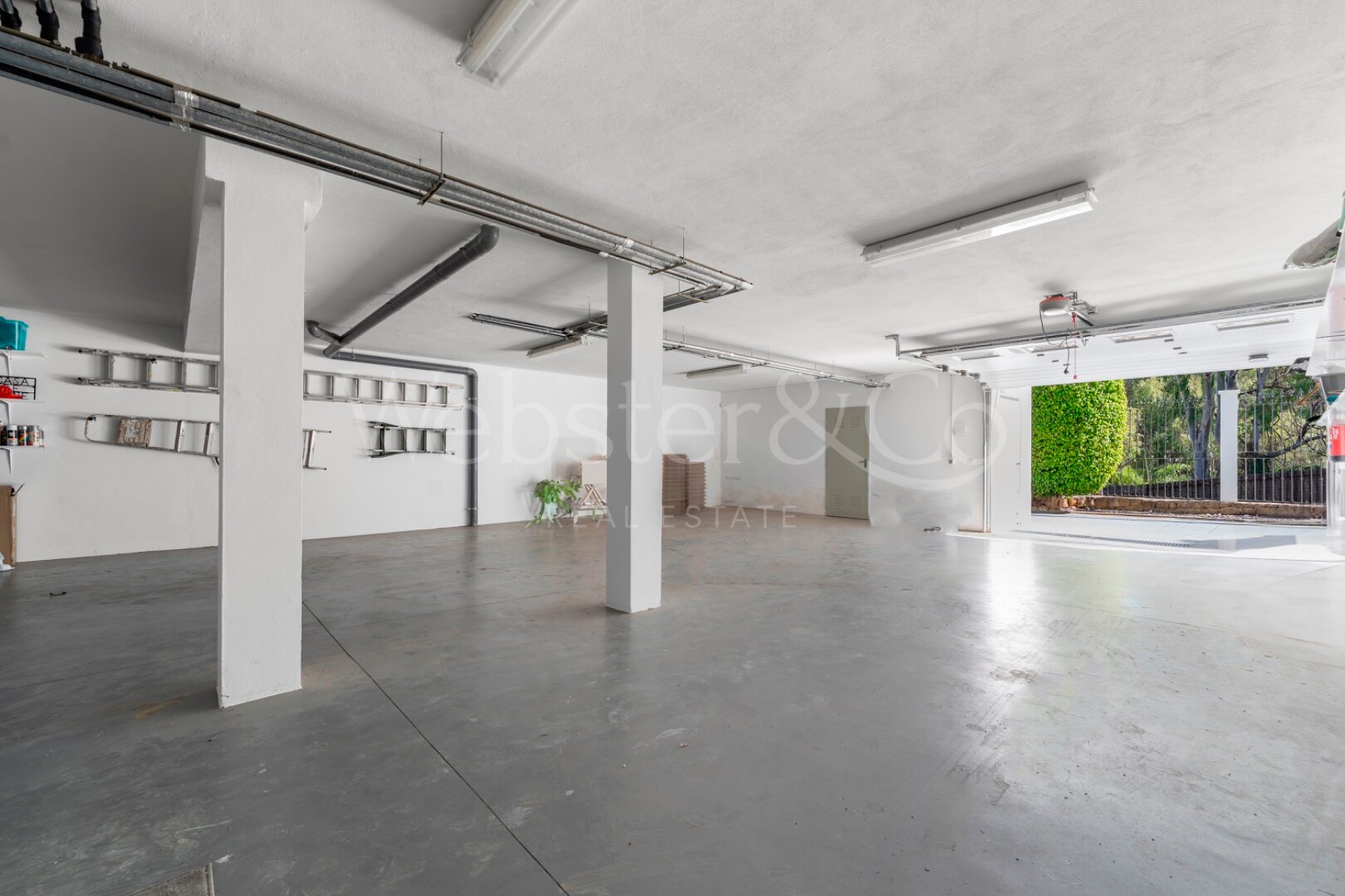 Villa Alto - Prestigious Home in El Herrojo