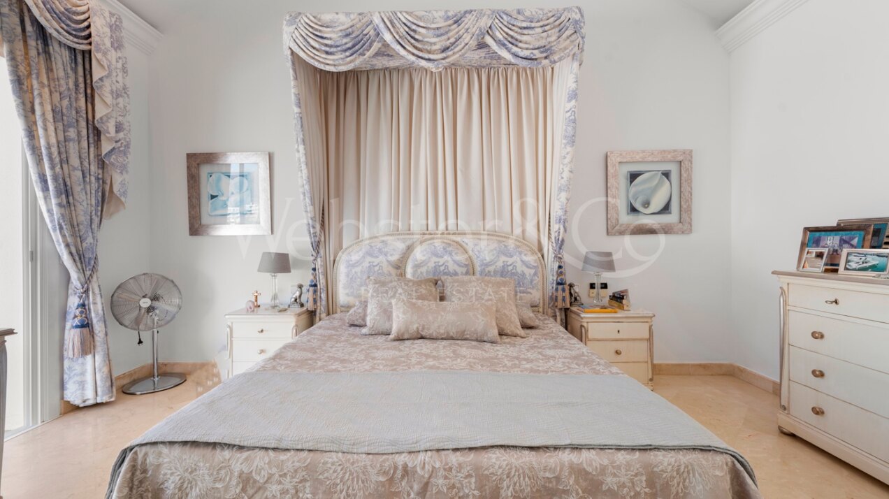 Villa Alto - Prestigious Home in El Herrojo