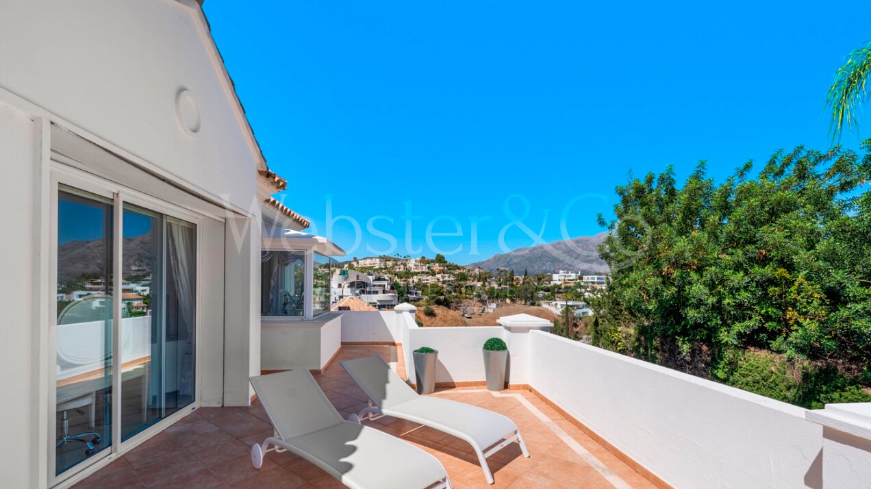 Villa Alto - Prestigious Home in El Herrojo