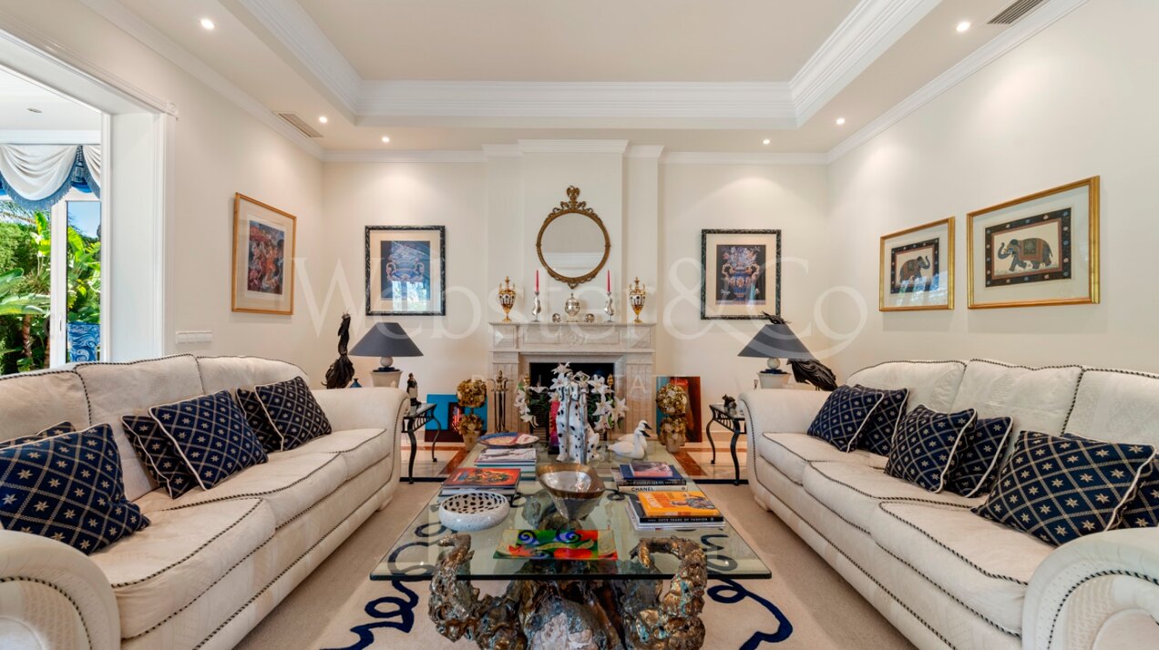 Villa Alto - Prestigious Home in El Herrojo