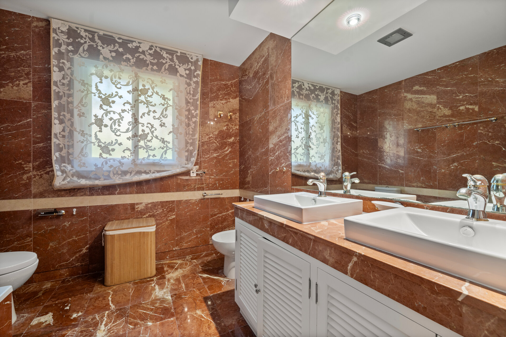 Dynamic 9 bedroom residence takes its beachfront position elegantly on the New Golden Mile