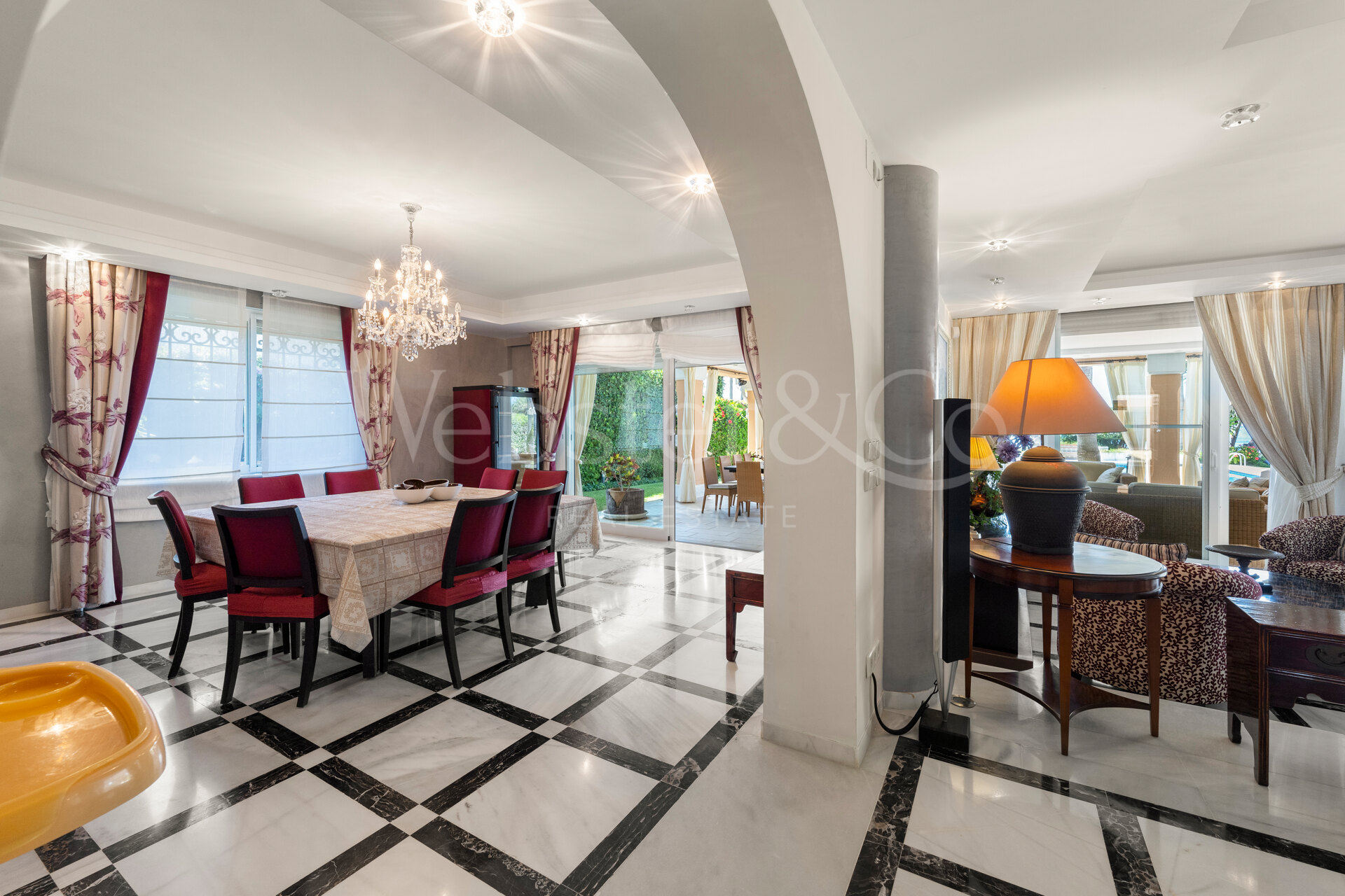 Villa Serena - Regal Luxury in Benamara