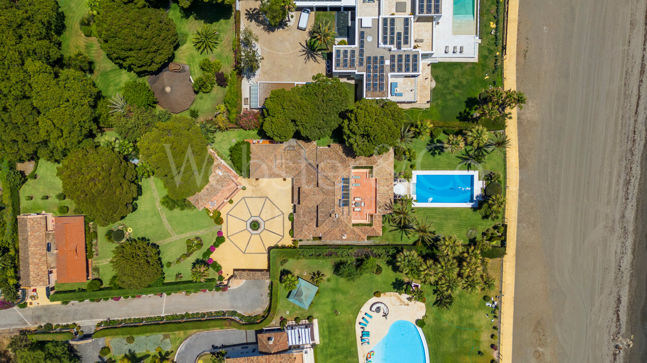 Villa Serena - Regal Luxury in Benamara