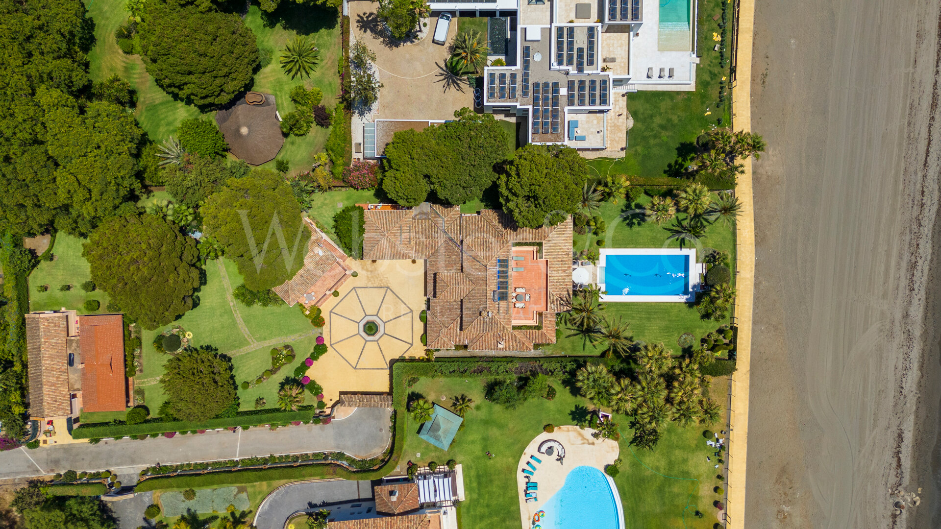 Villa Serena - Regal Luxury in Benamara