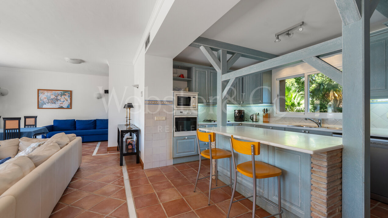 Villa Serena - Regal Luxury in Benamara