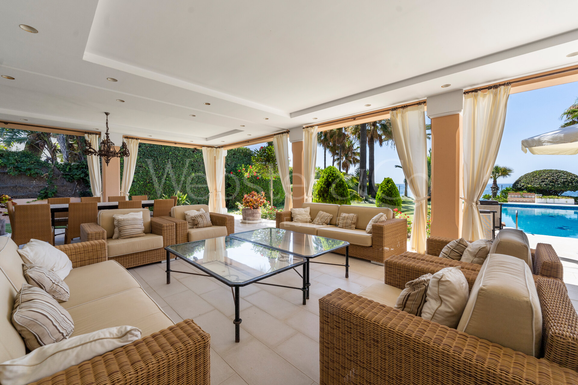 Villa Serena - Regal Luxury in Benamara
