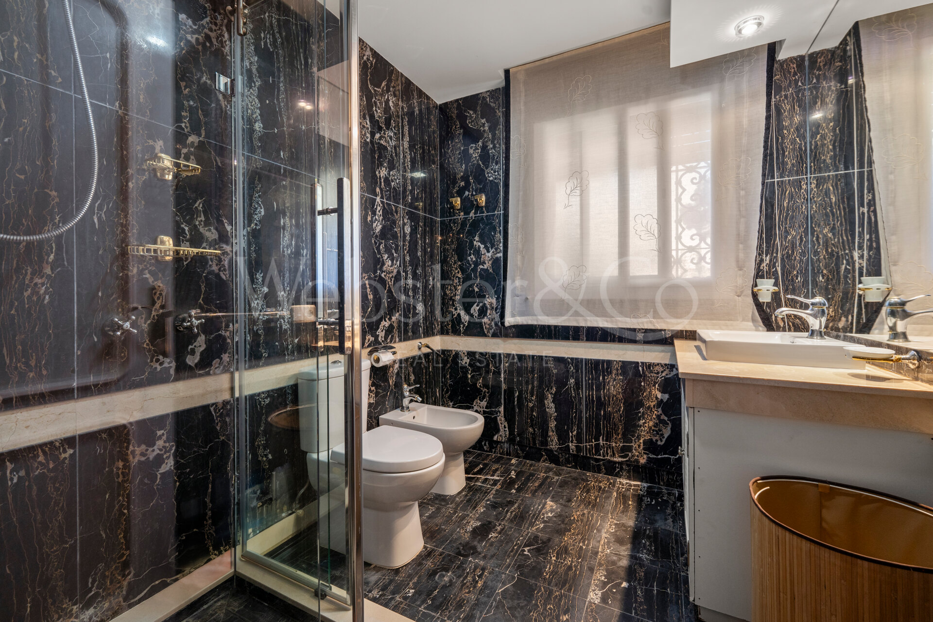 Villa Serena - Regal Luxury in Benamara