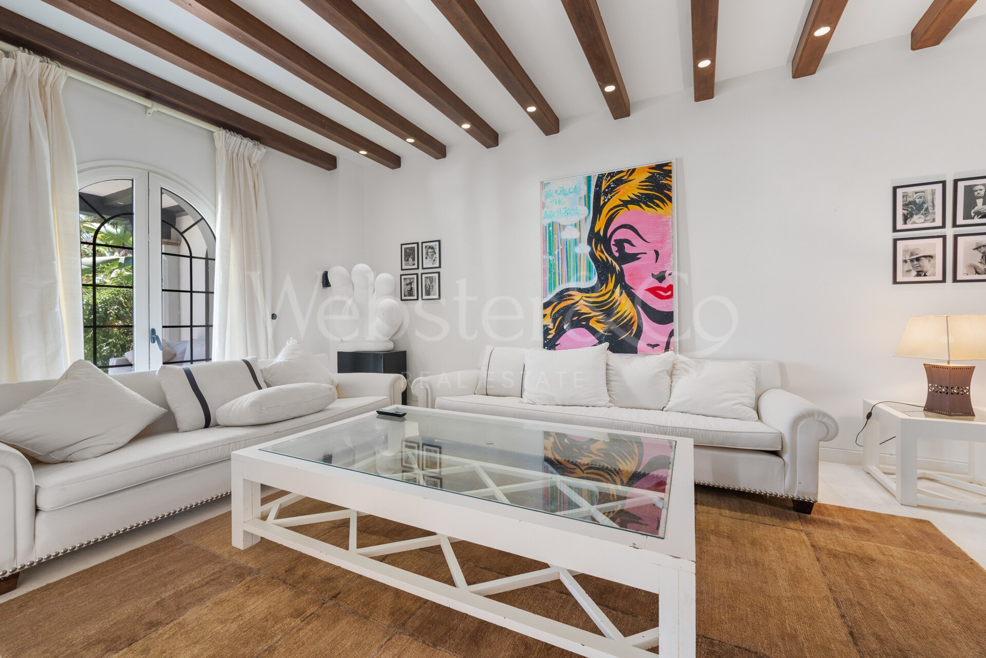 Villa Alcazar - Grand Beachfront Home, Estepona