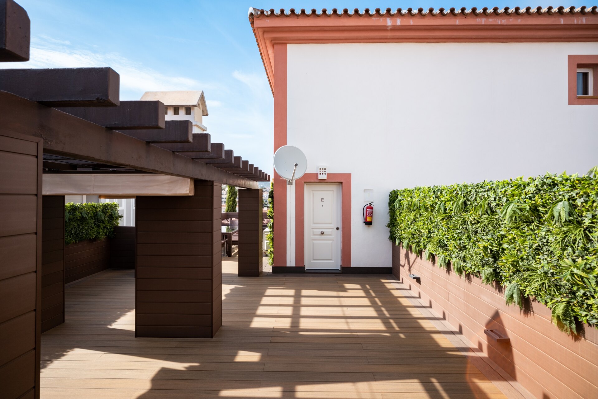 Stunning south facing duplex penthouse in sought after urbanisation in Estepona
