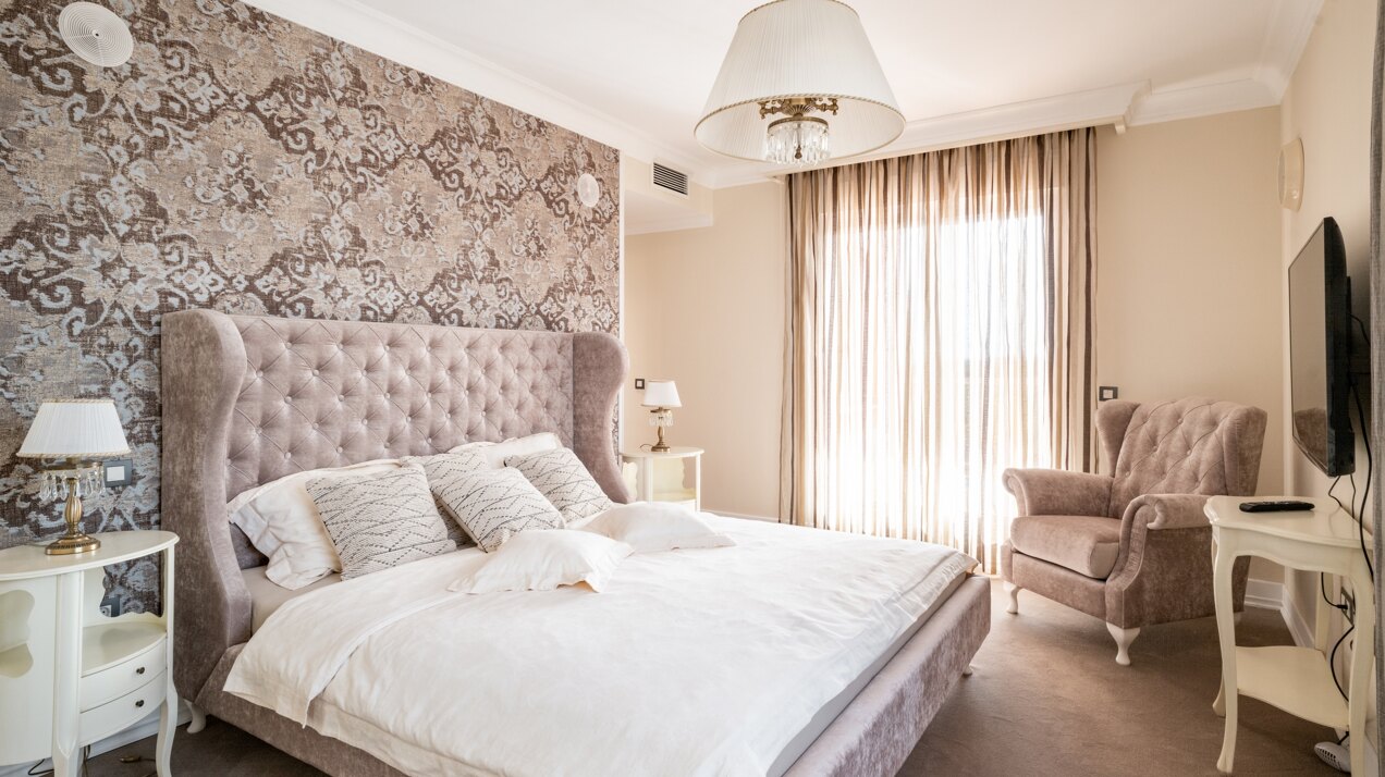 Stunning south facing duplex penthouse in sought after urbanisation in Estepona
