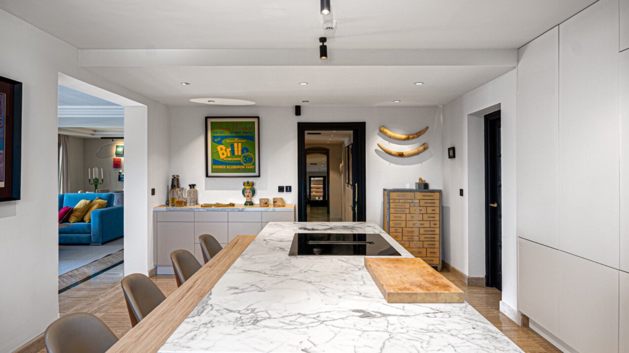 Incredible 4 bedroom duplex penthouse within prestigious gated community offers stunning views