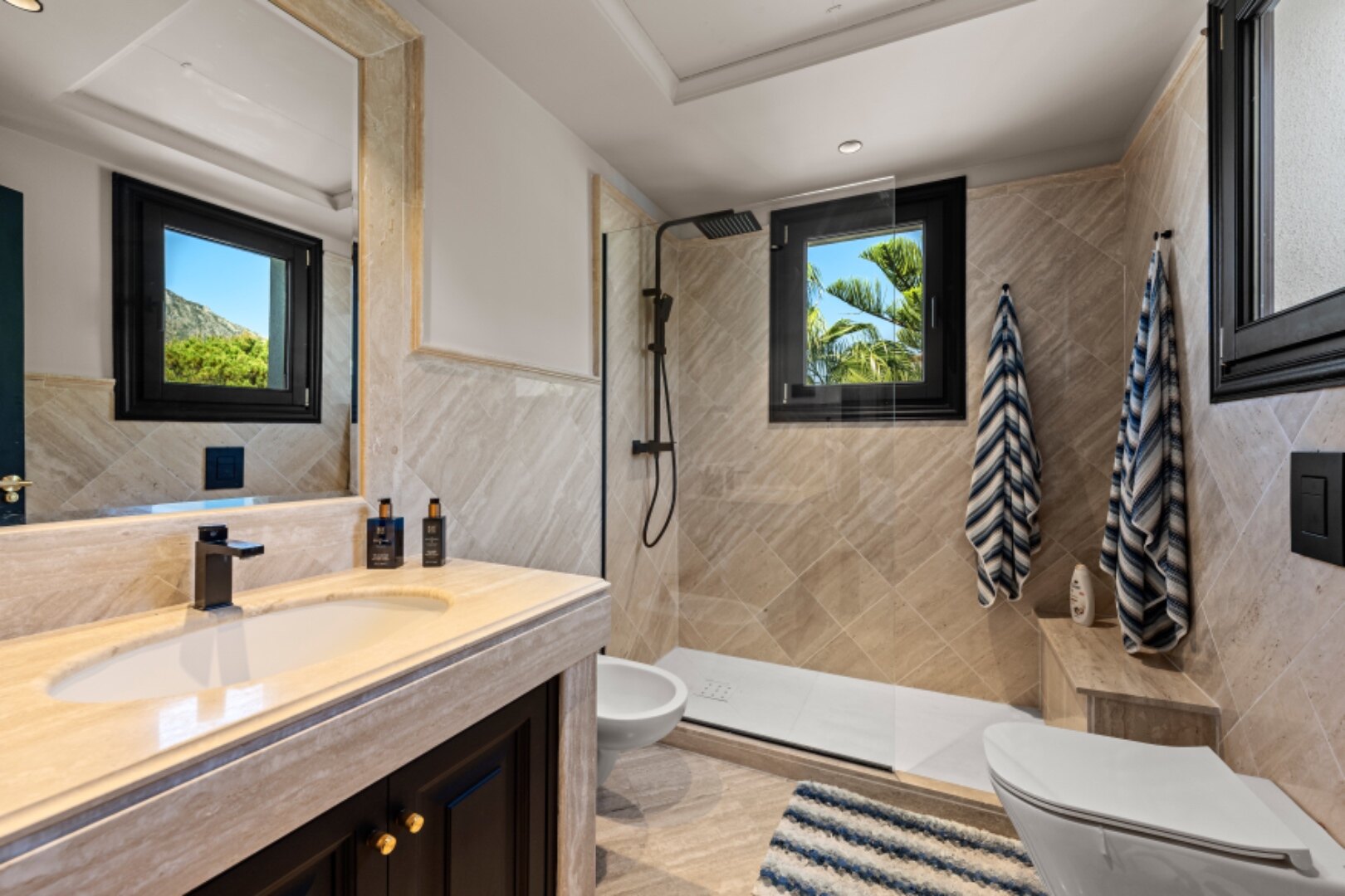 Incredible 4 bedroom duplex penthouse within prestigious gated community offers stunning views