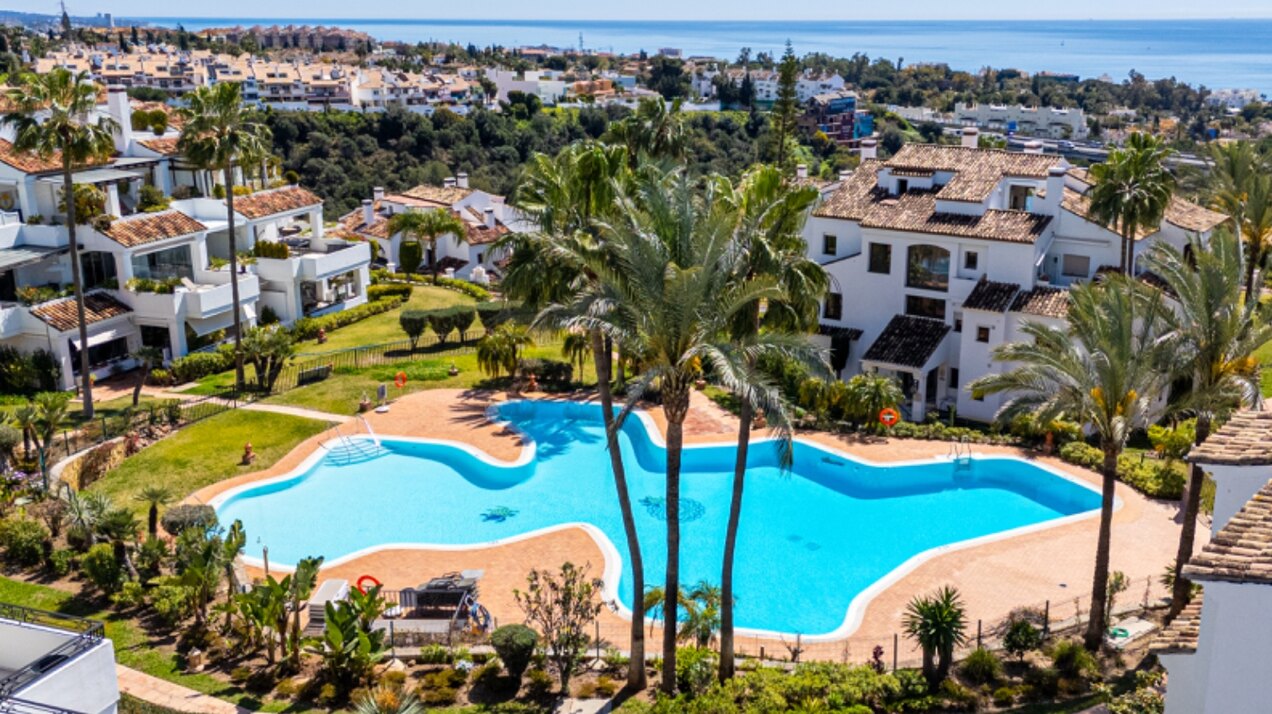 Incredible 4 bedroom duplex penthouse within prestigious gated community offers stunning views
