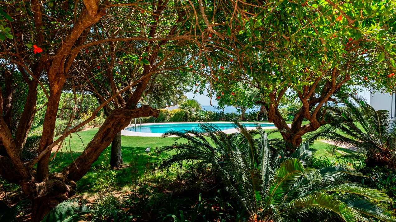 Renovated classic style villa with breathtaking panoramic sea views from both levels.