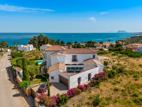 Renovated classic style villa with breathtaking panoramic sea views from both levels.