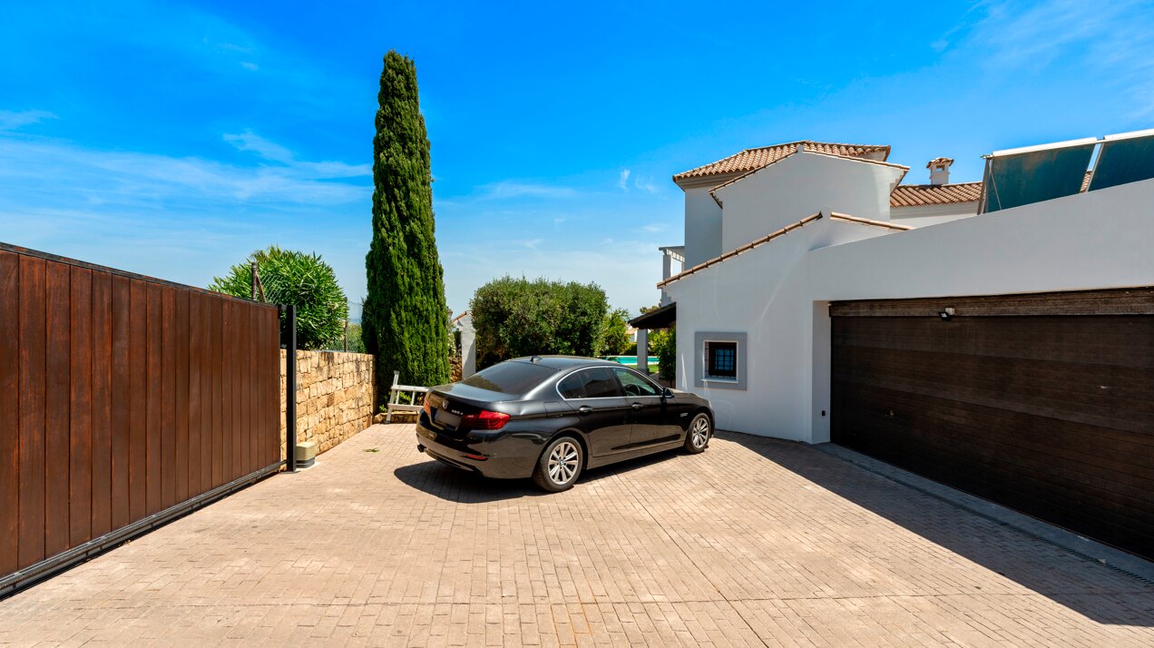 Renovated classic style villa with breathtaking panoramic sea views from both levels.