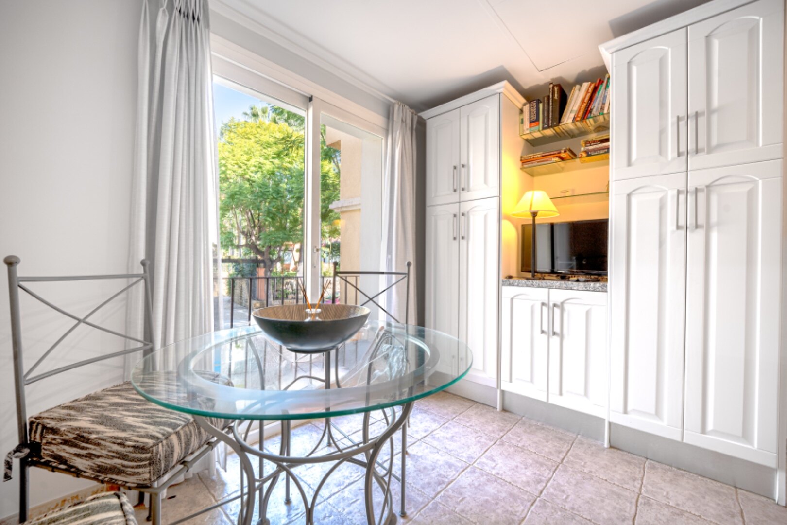 Stately 4 bedroom townhouse in quiet leafy streets in a renowned gated community is chic & welcoming