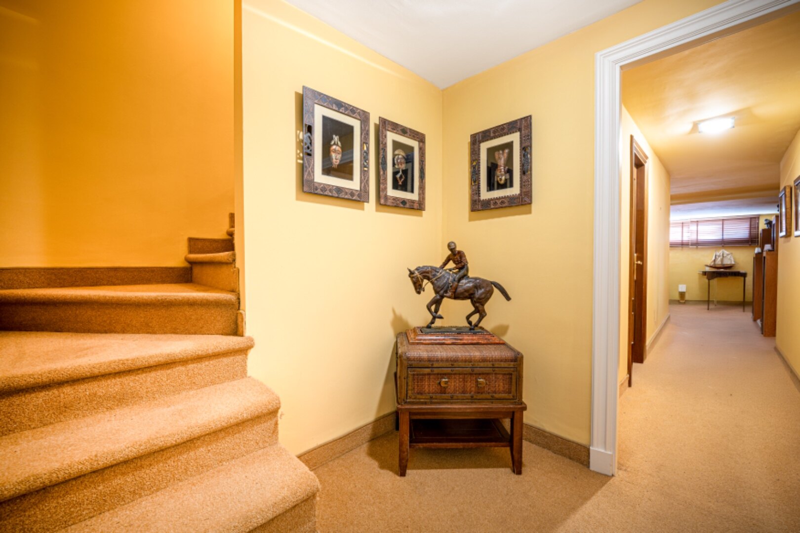 Stately 4 bedroom townhouse in quiet leafy streets in a renowned gated community is chic & welcoming
