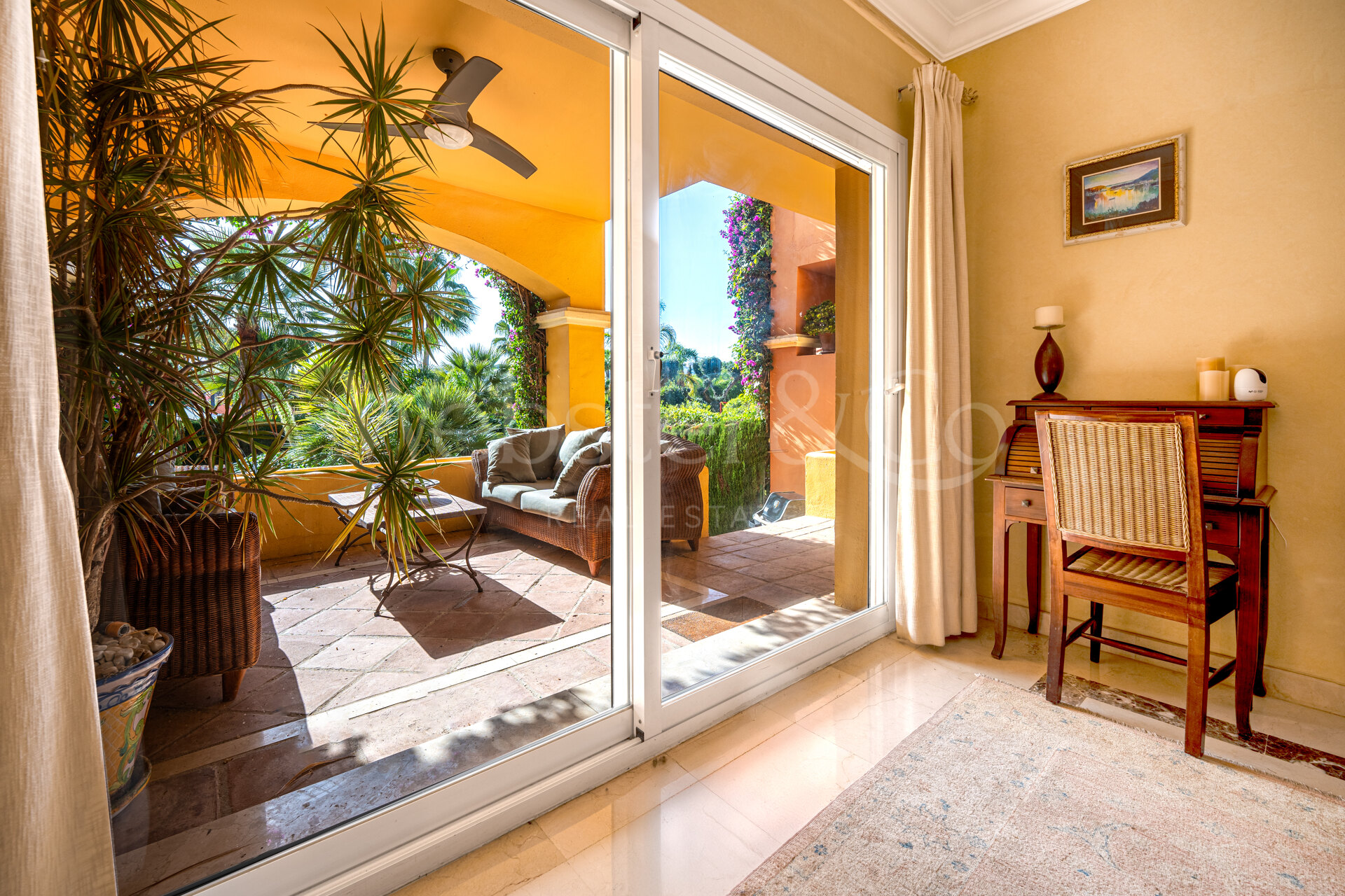 Casa adosada en enclave de élite, tranquilo y distinguido
