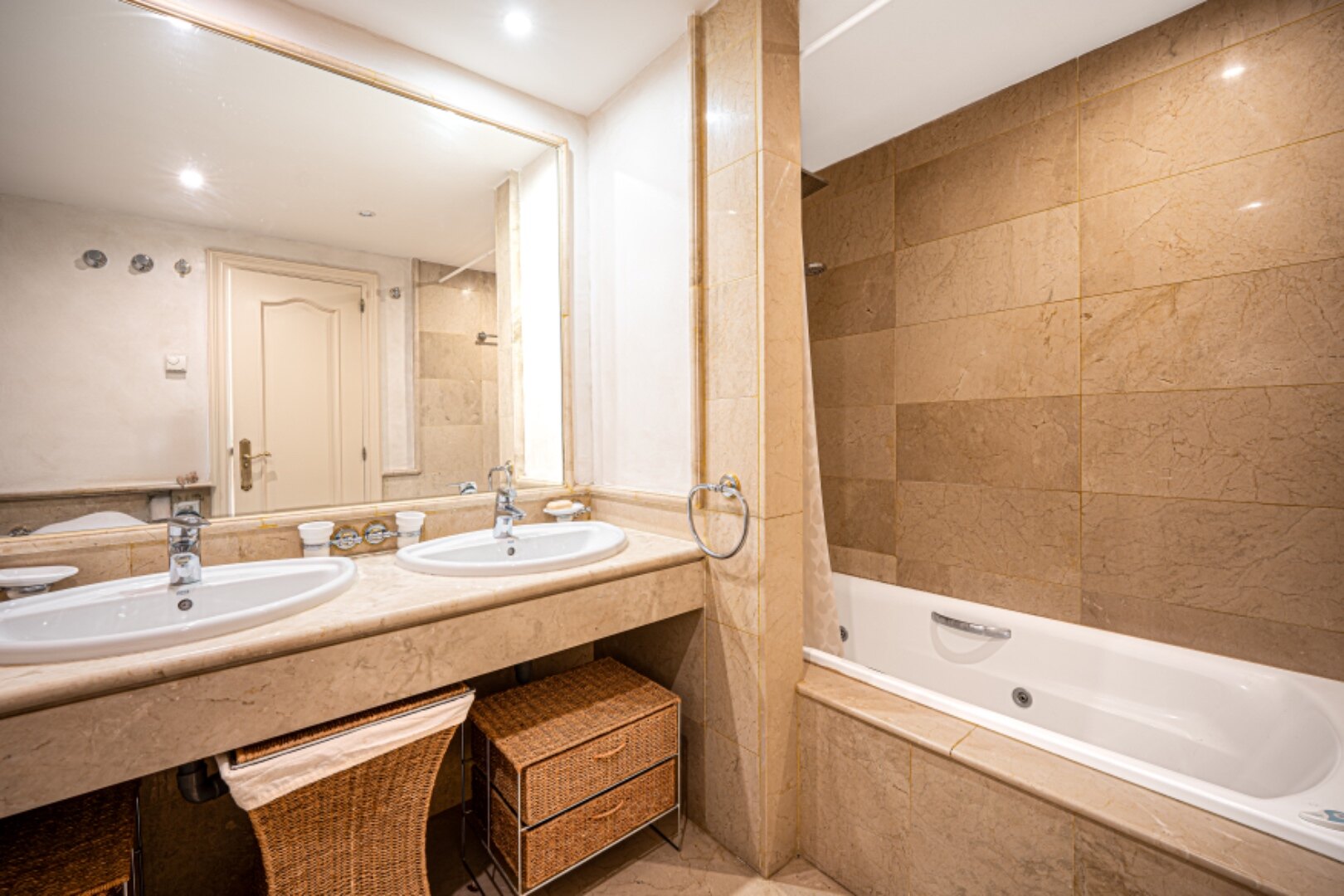 Stately 4 bedroom townhouse in quiet leafy streets in a renowned gated community is chic & welcoming