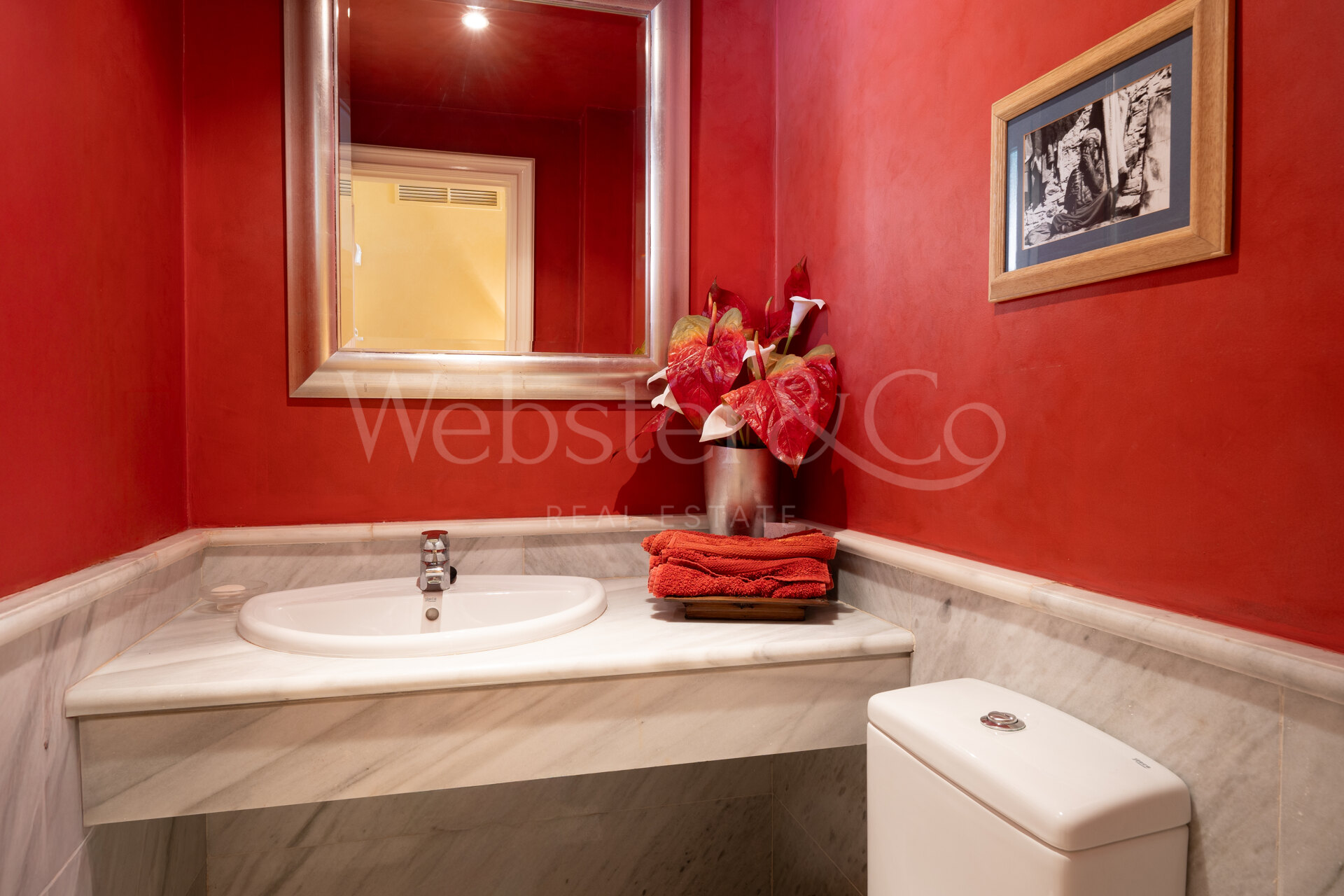 Casa adosada en enclave de élite, tranquilo y distinguido