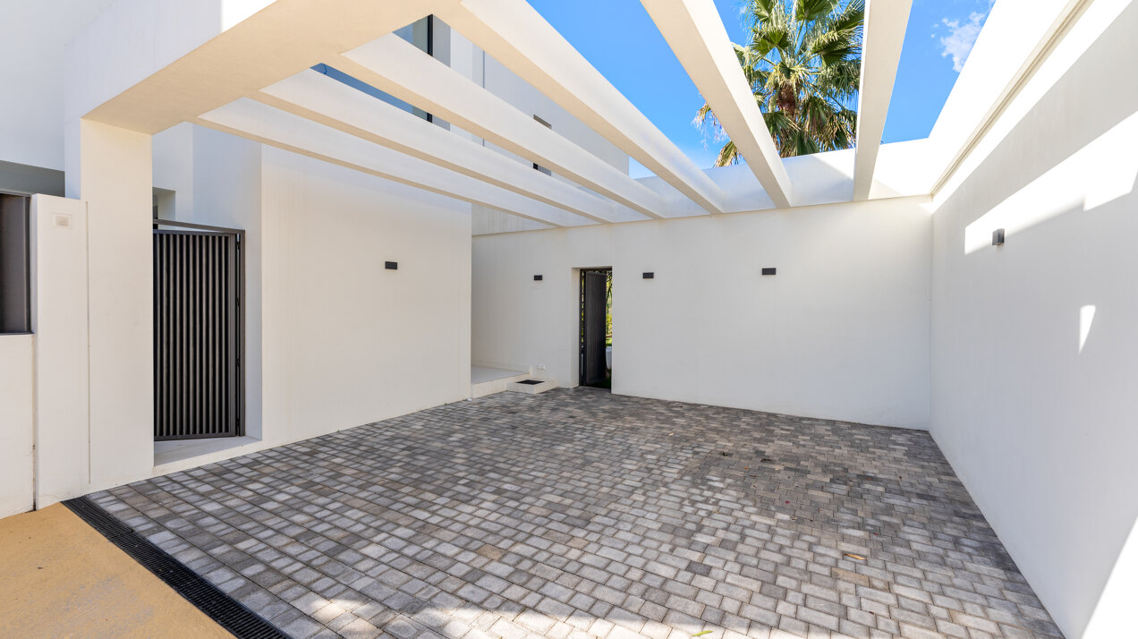 Elegant, chic and impressive - this 4 bedroom villa within a gated community embodies modernity