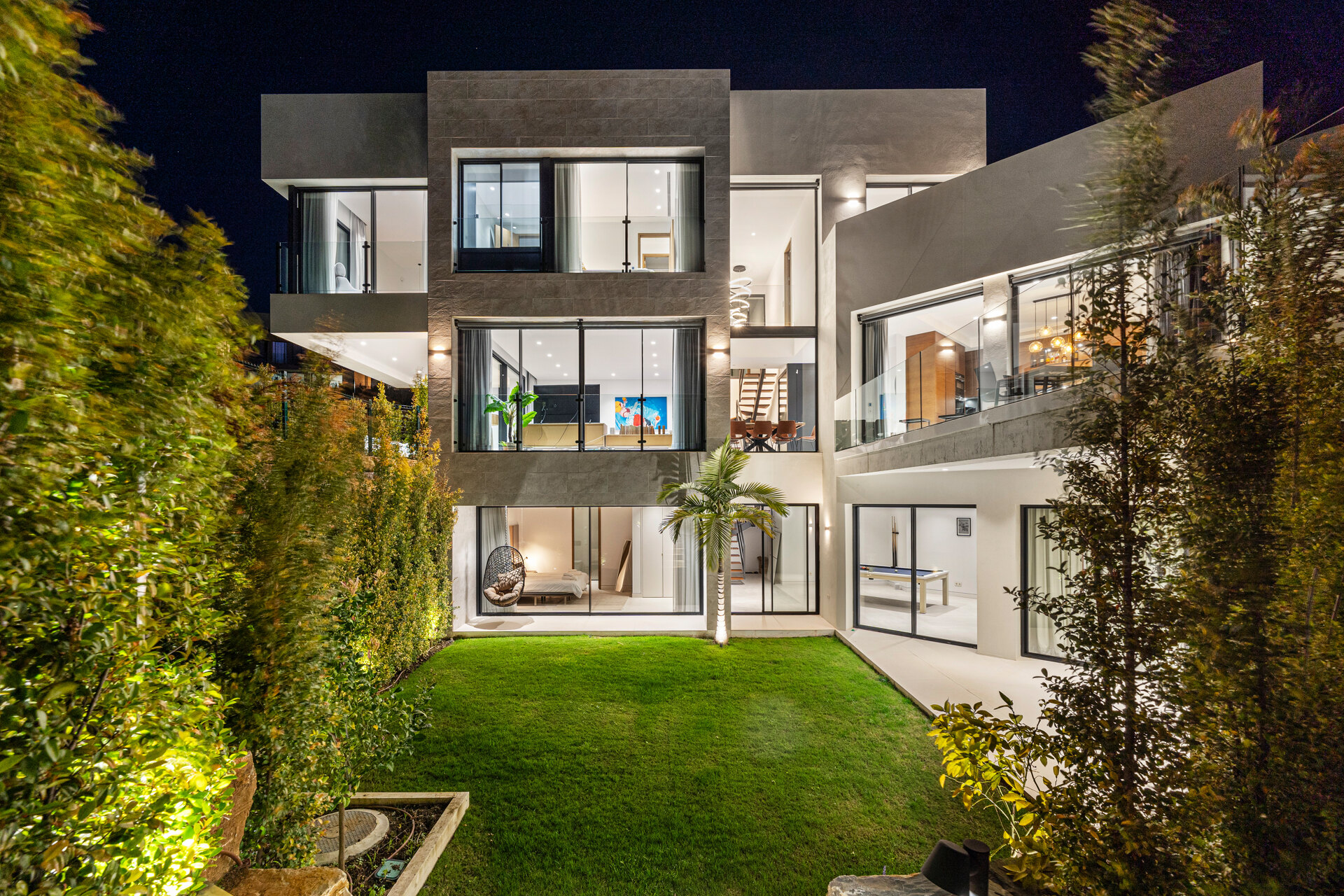 Elegant, chic and impressive - this 4 bedroom villa within a gated community embodies modernity