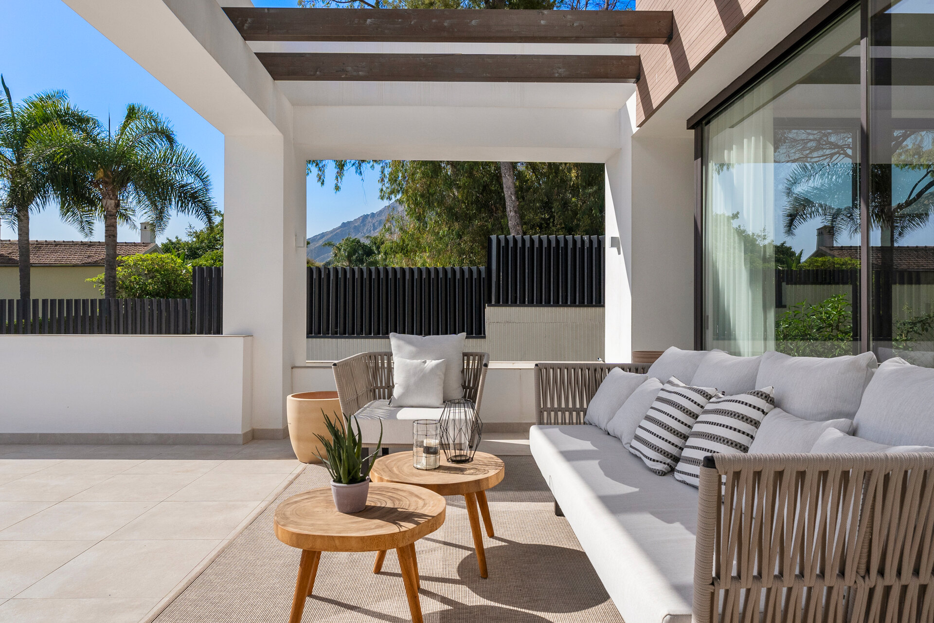 Understated elegant 4 bed villa nestled in luxury community on Marbellas Golden Mile