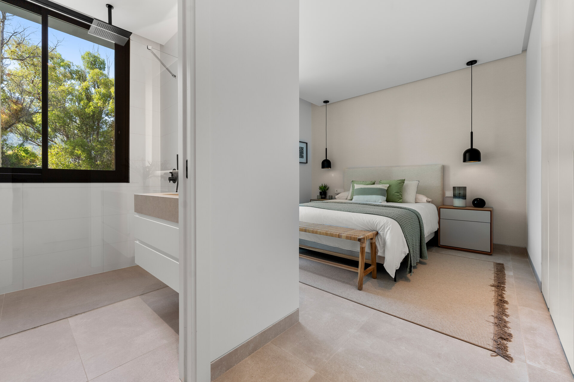 Understated elegant 4 bed villa nestled in luxury community on Marbellas Golden Mile