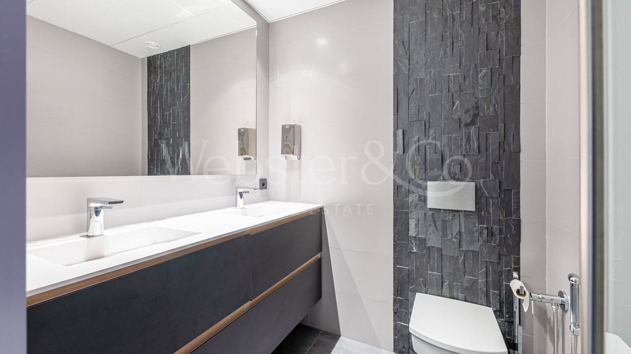 Villa Beachside - Stunning Home in Mijas Costa