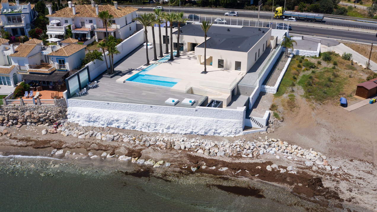 Stunning Front Line Beach Villa in Mijas Costa
