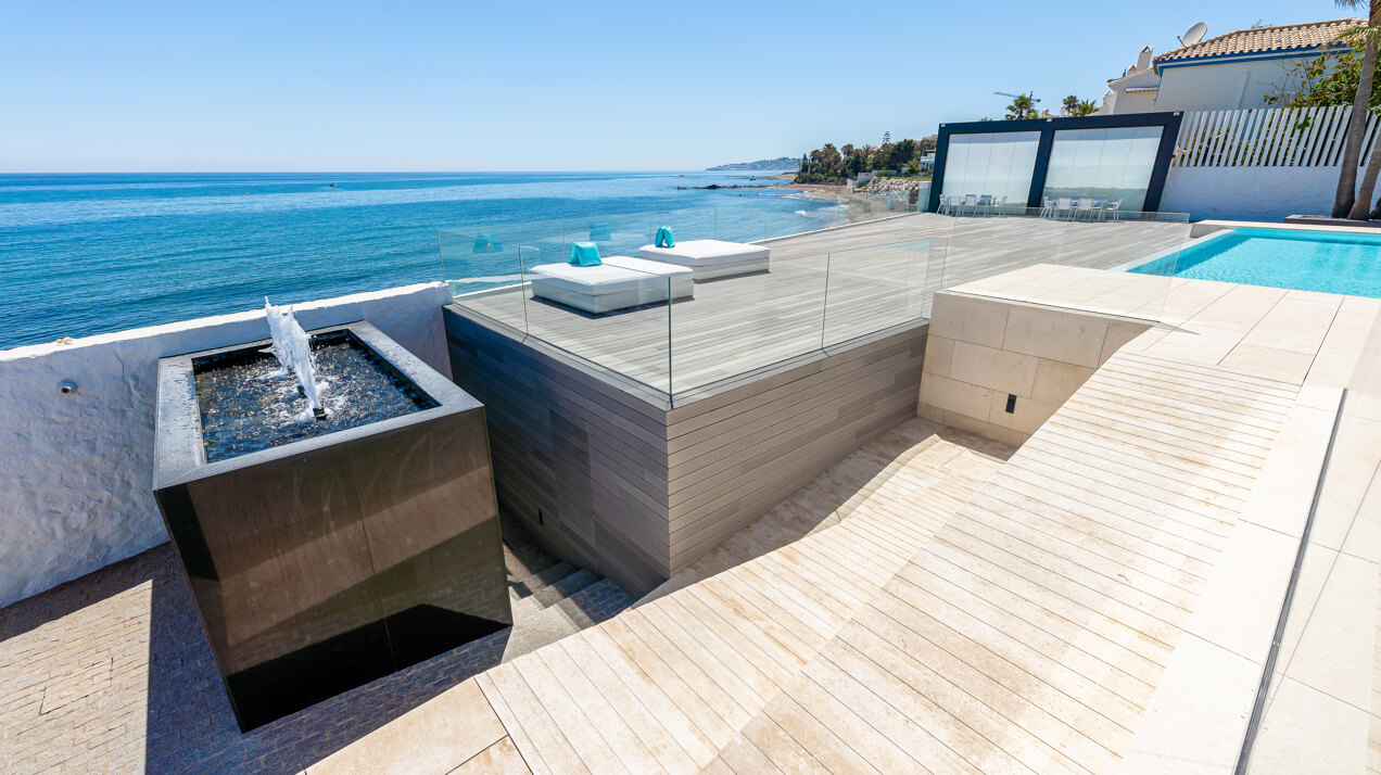 Stunning Front Line Beach Villa in Mijas Costa