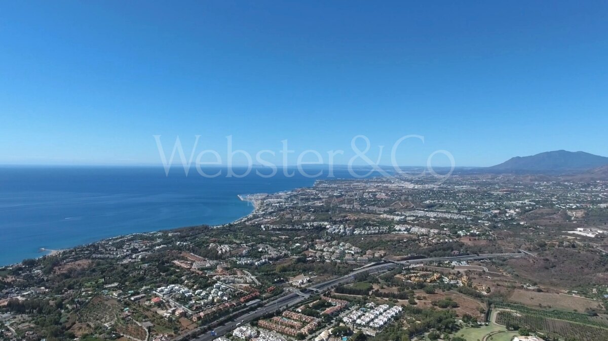 Plot with Spectacular Views in Marbella Golden Mile