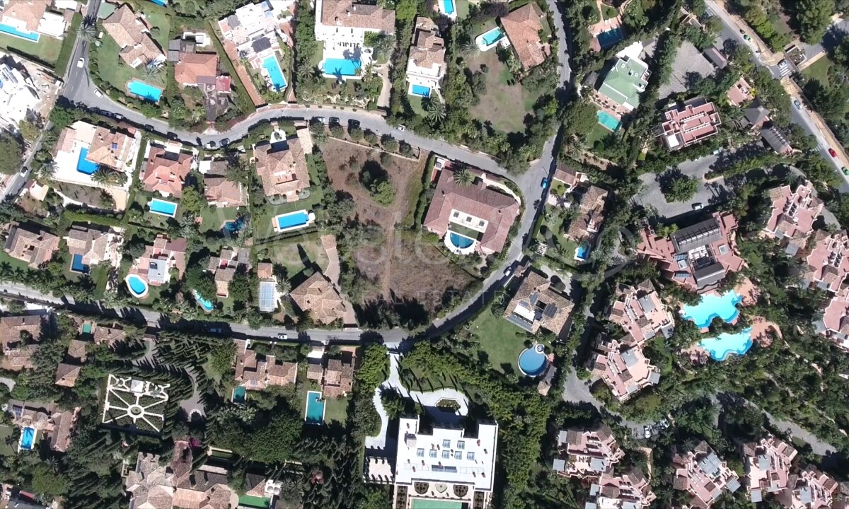 Parcela Espectacular en la Milla de Oro, Marbella