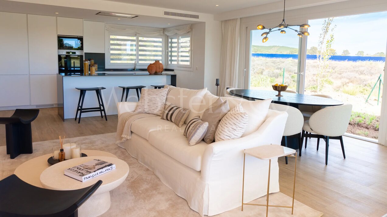 Alcazaba Lagoon IV – Estilo en Casares