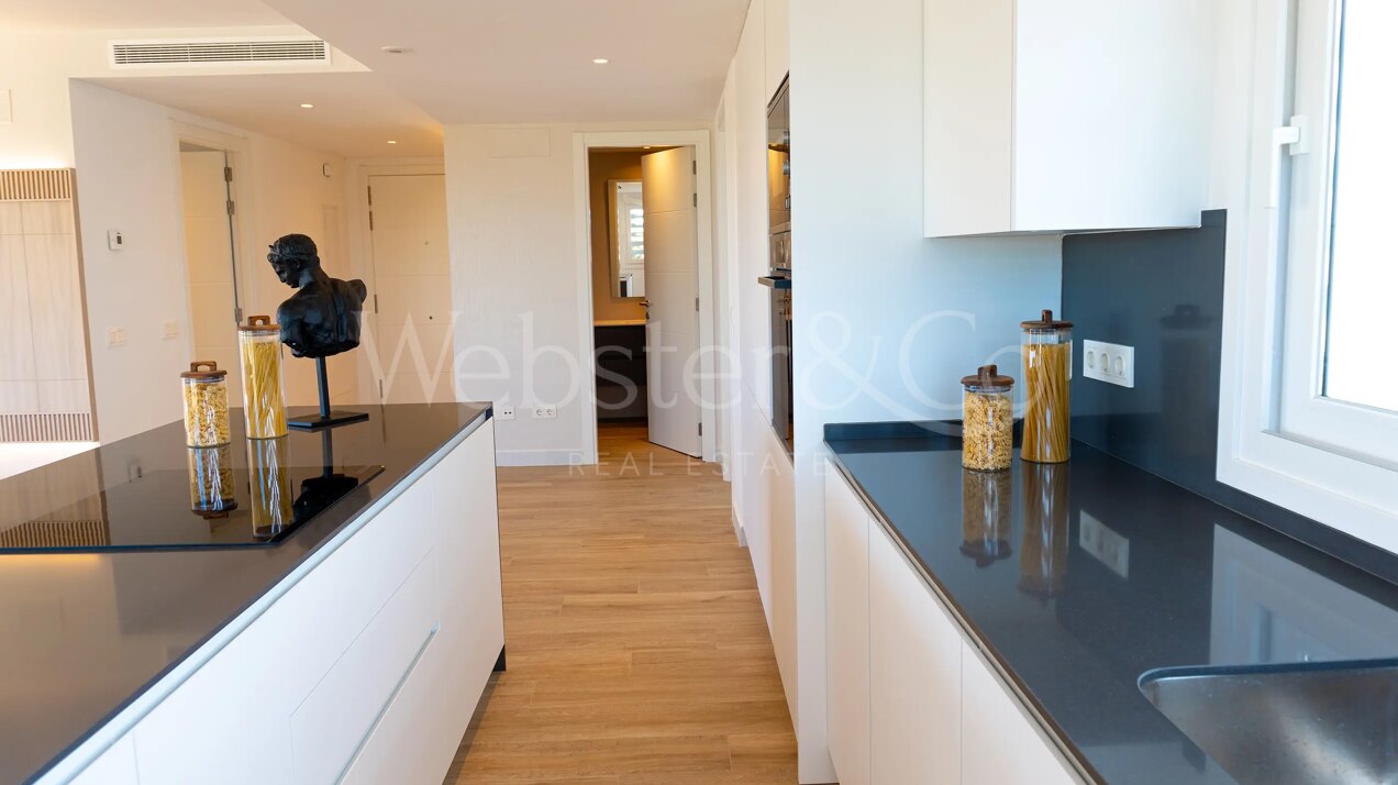 Alcazaba Lagoon IV – Estilo en Casares