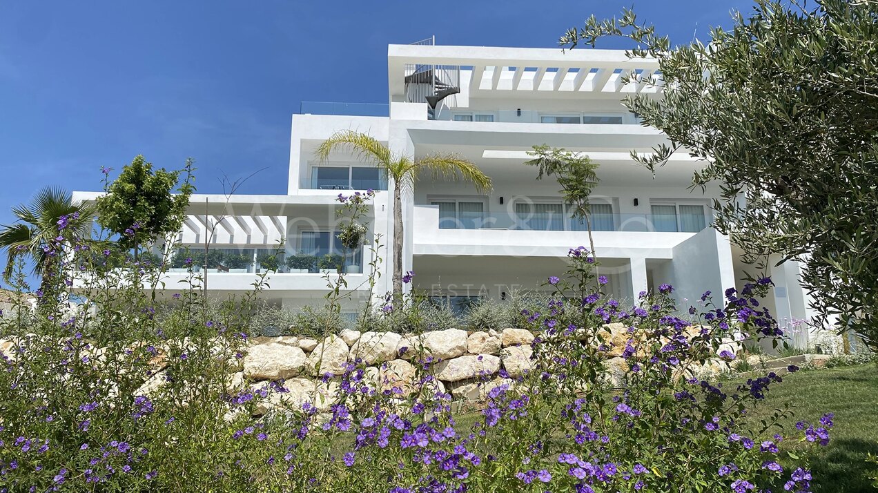 Alcazaba Lagoon IV – Estilo en Casares