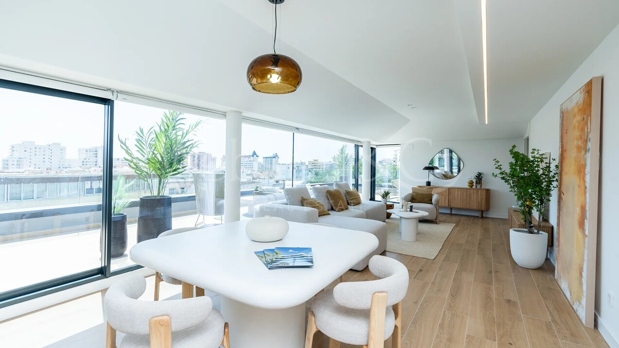 Edificio España - Modern Apartments in Fuengirola