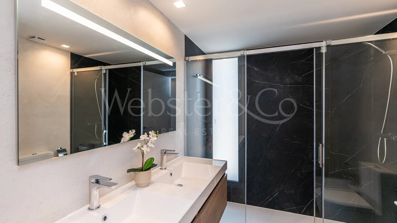 Edificio España - Modern Apartments in Fuengirola