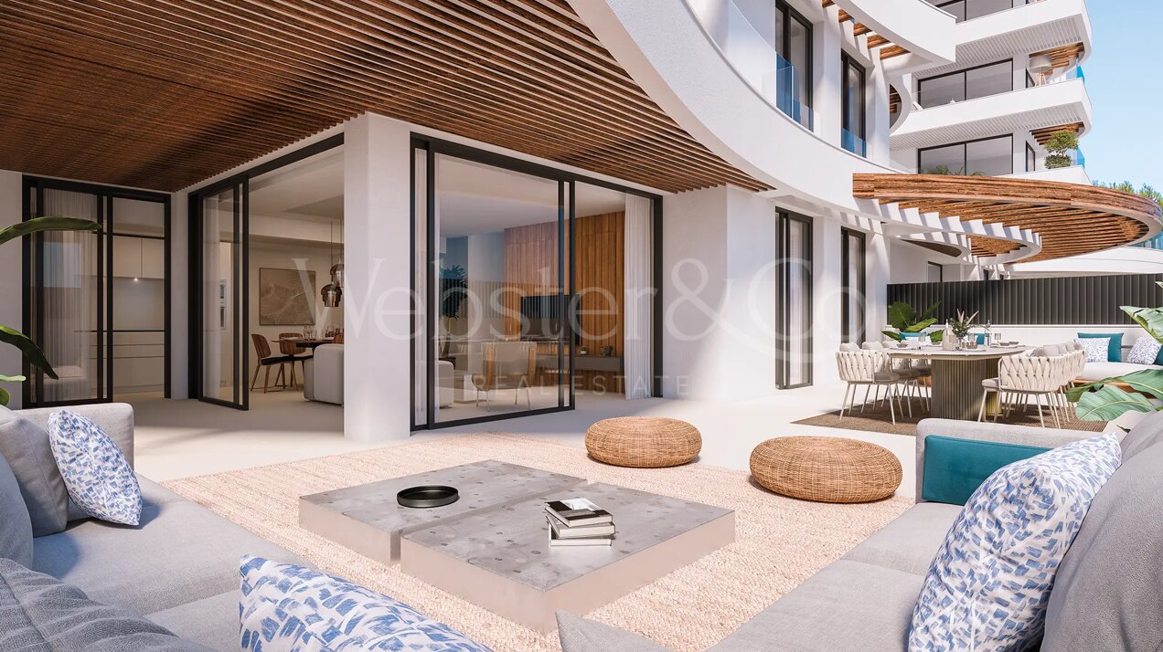 Marina Golden Bay - Modern Seaside Apartments