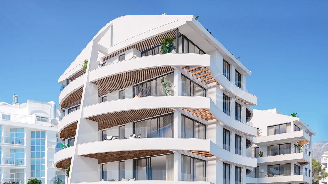 Marina Golden Bay - Modern Seaside Apartments